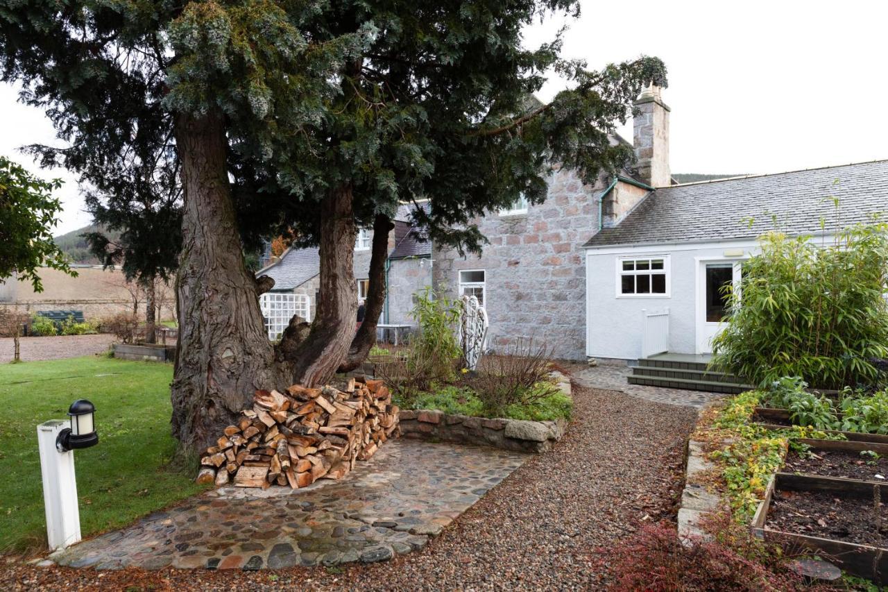 Schoolhouse Bed and Breakfast Ballater Exteriör bild