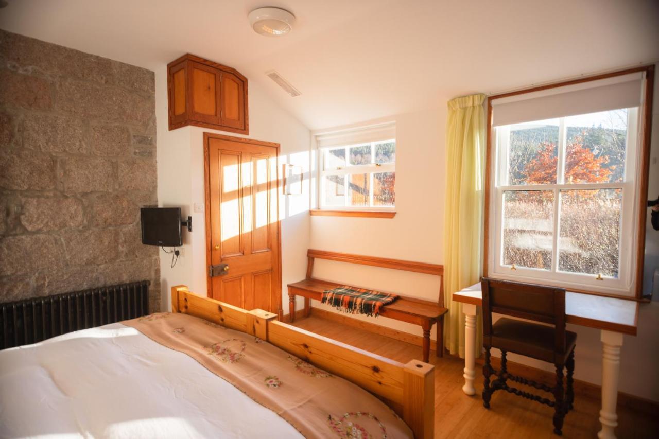 Schoolhouse Bed and Breakfast Ballater Exteriör bild